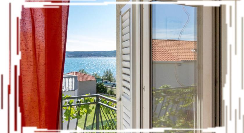 Hostel Oktarin Kaštela 部屋 写真